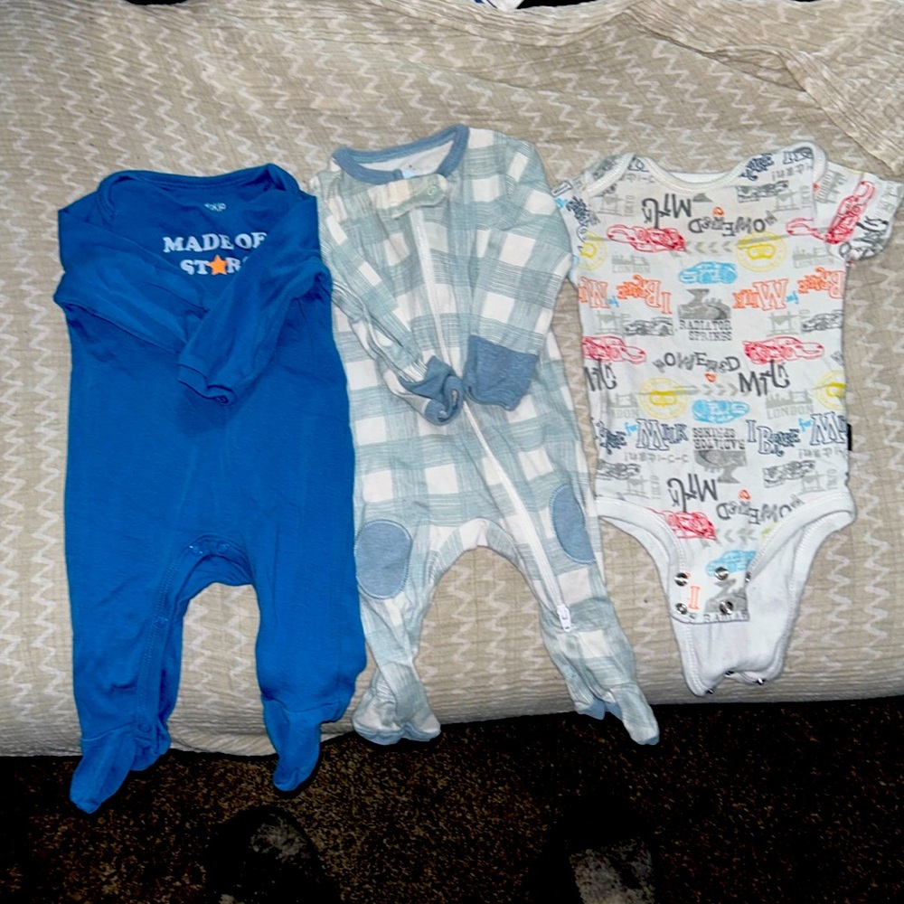 Baby infant 0-6 months sleeper & onesies 3 set